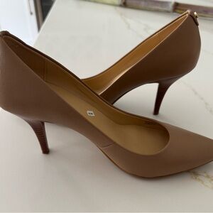 Michael Kors Classic Brown Heels